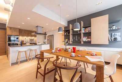 Mách bạn cách trang trí phòng bếp cho căn hộ nhỏ xinh sang trọng - ấm áp và hiện đại