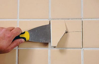 Tại sao gạch ốp tường bị nứt? Lý giải chi tiết và cách khắc phục hiệu quả
