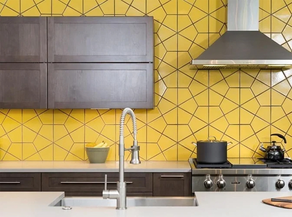 Vi sao nen op tuong phong bep