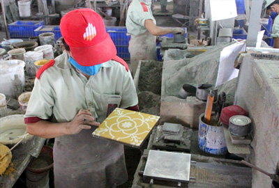 Buoc 9 Quy trinh san xuat gach bong Dong Tam