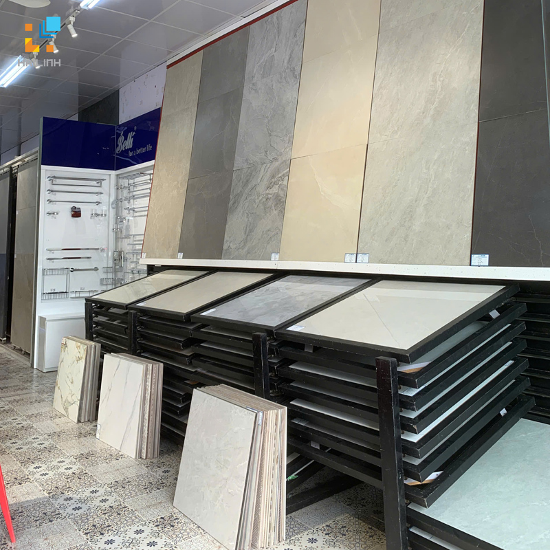 Showroom Hai Linh Ngo Gia Tu khu ban gach 3